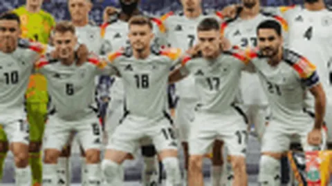 “拉什福德速射双响，曼联盛宴精彩纷呈，观战直击！”